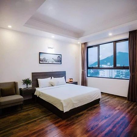 La Casa Hotel Nha Trang Extérieur photo