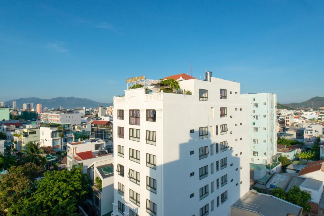 La Casa Hotel Nha Trang Extérieur photo