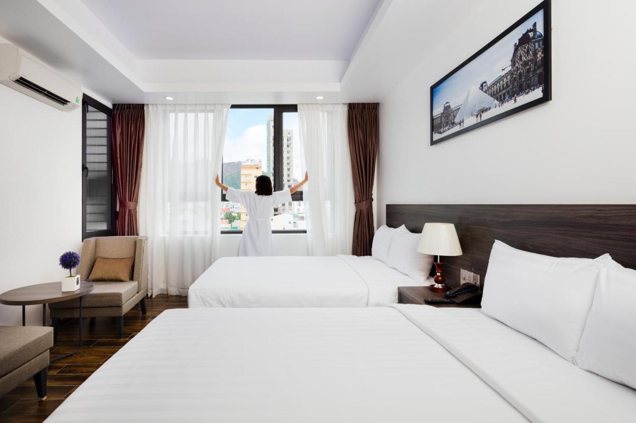 La Casa Hotel Nha Trang Extérieur photo